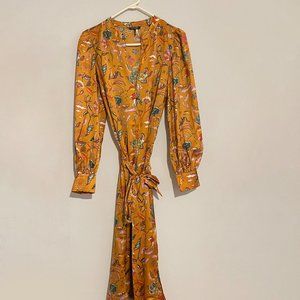 Printed midi-length dress with waist tie